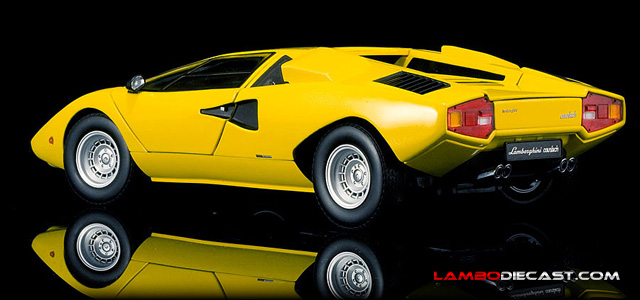 Lamborghini Countach LP400 by Kyosho