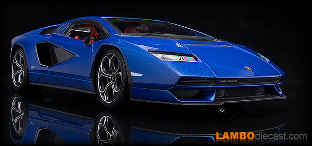 Lamborghini Countach LPI 800-4 by Maisto
