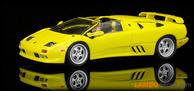 Lamborghini Diablo VT Roadster by Hachette