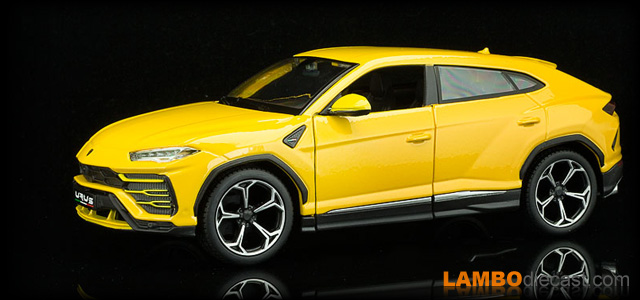 Lamborghini Urus  by Maisto