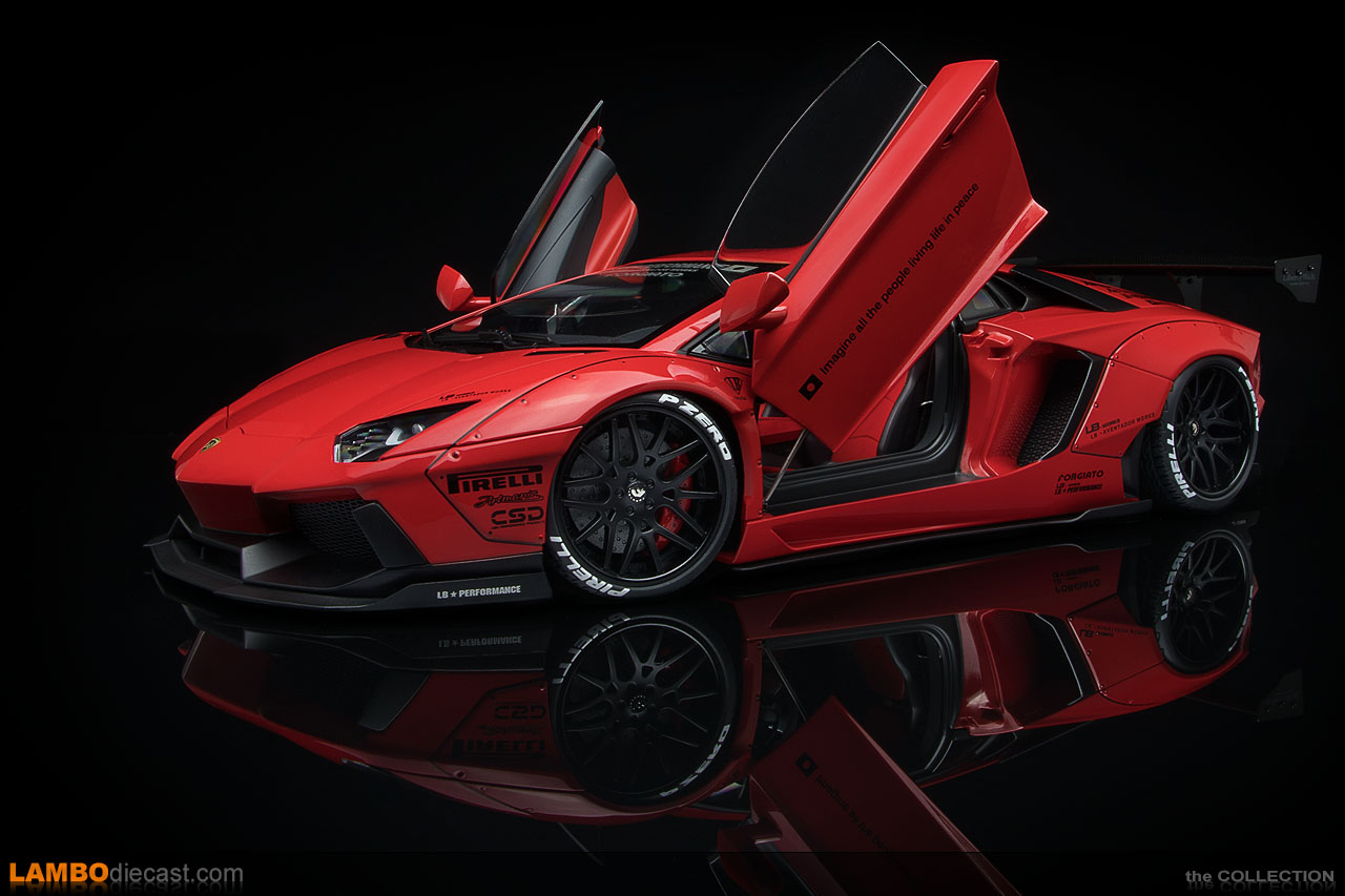 Only the doors open on the 1/18 scale Lamborghini Aventador LB-works by AUTOart
