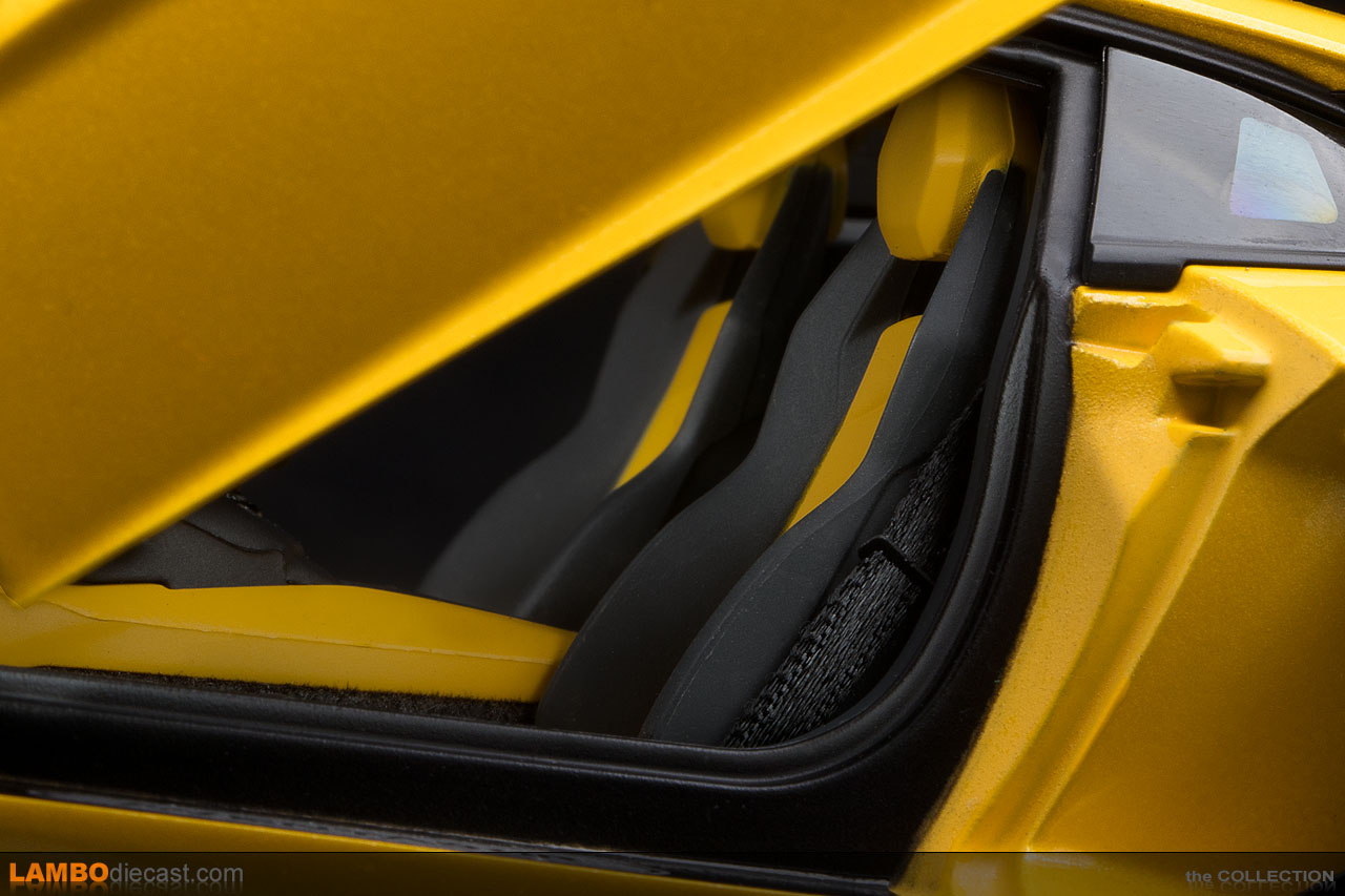 Interior view of the Lamborghini Aventador LP700-4 by AUTOart