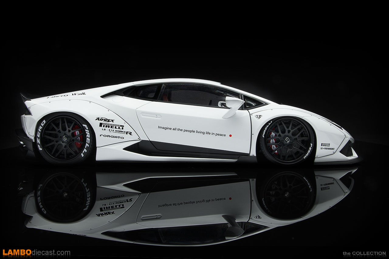 Side view of the 1/18 scale Lamborghini Huracan LB-Works by AUTOart