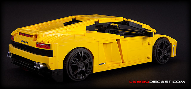 The 1/18 Lamborghini Gallardo LP560-4 from Lego, a review by  