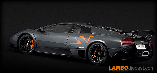 The 1/18 Lamborghini Murcielago LP670-4 SV from AUTOart, a review by  